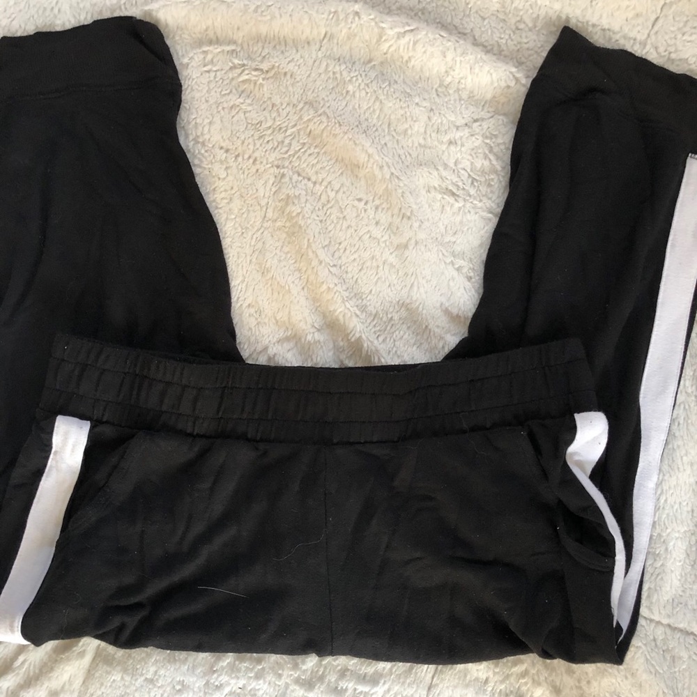 Loose joggers/ Sweatpants